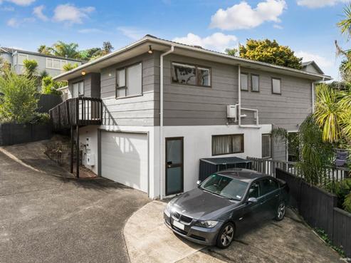2/30 Carlisle Road, Browns Bay