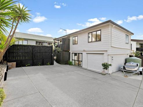 142B Bradbury Road, Botany Downs