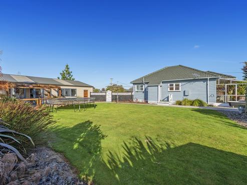 10 Petticoat Lane, Doyleston