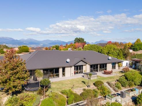 3 Ribbonwood Lane, Redwood Valley