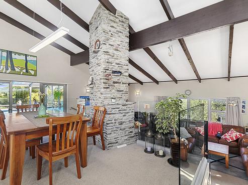 100 Schnapper Rock Road, Schnapper Rock