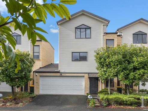 37/172 Mcleod Road, Te Atatu South