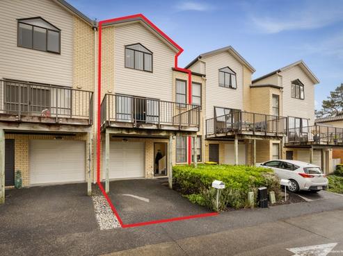 45/172 Mcleod Road, Te Atatu South
