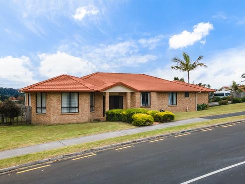 37 Bluebird Crescent, Unsworth Heights