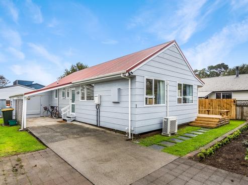 45 Manawa Avenue, Raumati Beach