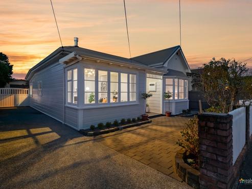 27 Emerson Street, Petone