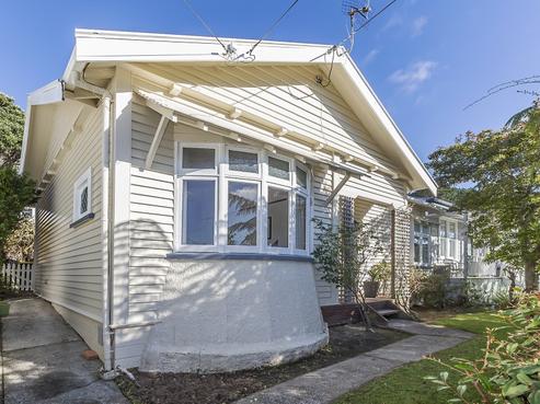 83 Standen Street, Karori