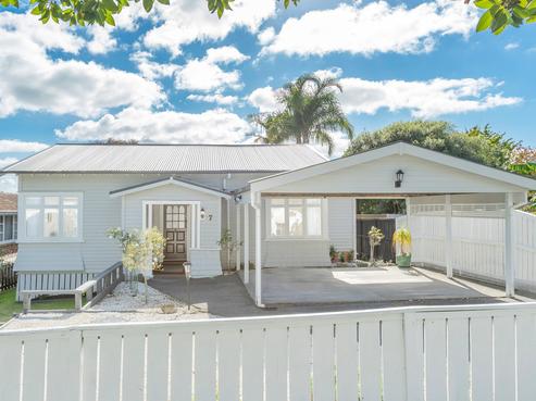 7 Wright Road, Point Chevalier