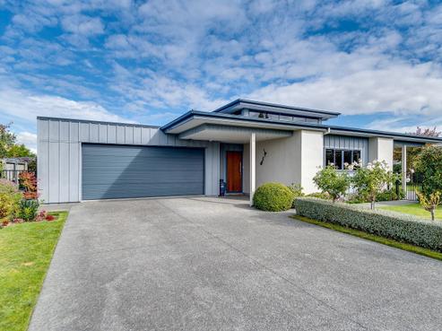 11 Raven Grove, Havelock North
