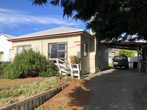 48 Blackwater Street, Bluff