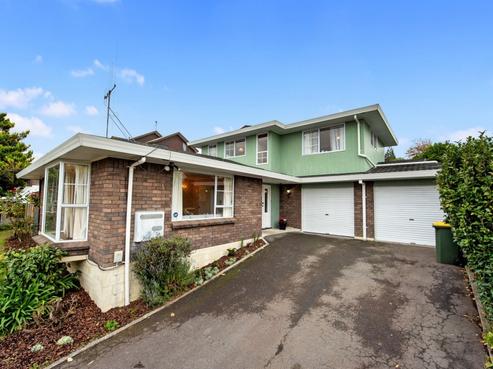4 Epsom Place, Chartwell