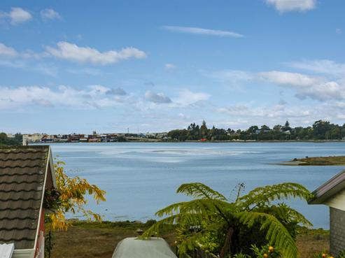 4 Novella Place, Brookfield