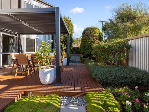 16A Lewis Road, Lynmore