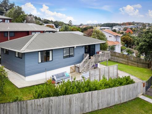 1/3 Fernlea Rise, Bayview