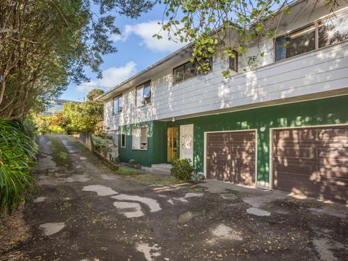 67 Glen Road, Raumati South