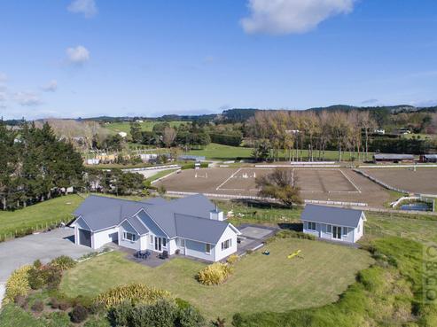 1777 State Highway 16, Helensville