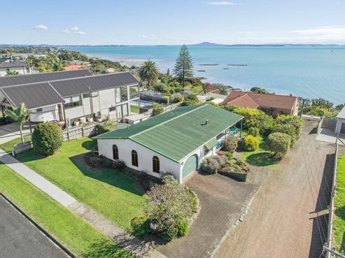 32 Craig Road, Maraetai