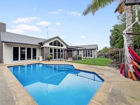 20 Oldfield Court, Huntington