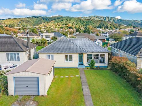 35 Bull Avenue, Wainuiomata