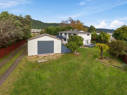 29 Irwin Place, Kinloch