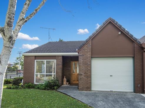 2/244 Fairway Drive, Kamo