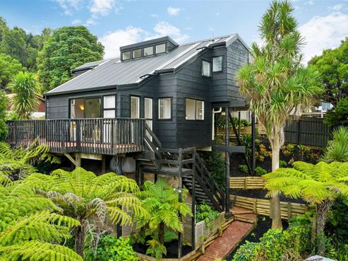 20A Colonial Road, Birkenhead