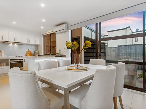 2 Wynne Gray Avenue, Stonefields