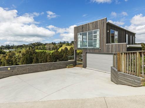 82 Vaughans Road, Long Bay