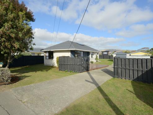 25 Maces Road, Bromley