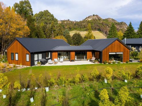 49 Peregrine Falcon Road, Glenorchy