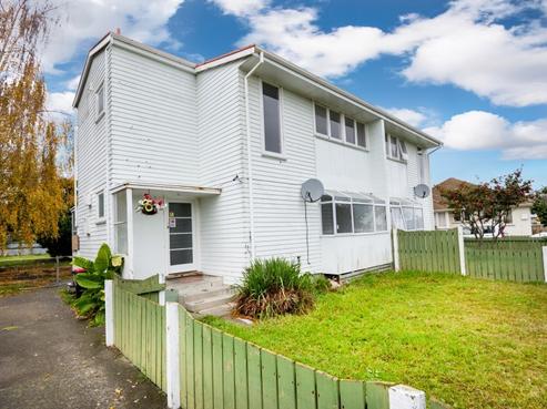 502 Lowe Street, Camberley