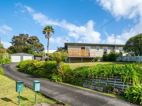 2/1 Alison Avenue, Herald Island