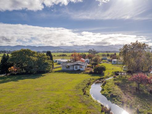 3865 State Highway 2, Carterton