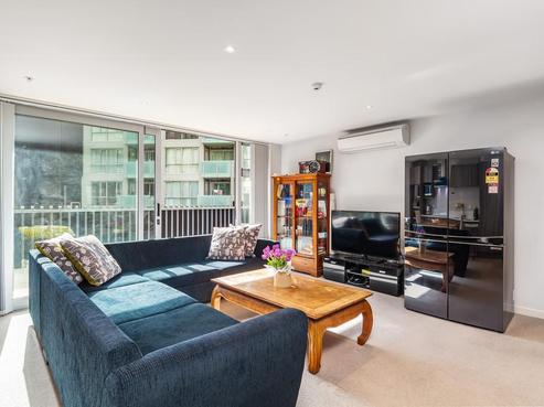 107/25 Don McKinnon Drive, Albany