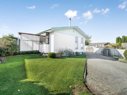 31 Lowes Place, Solway