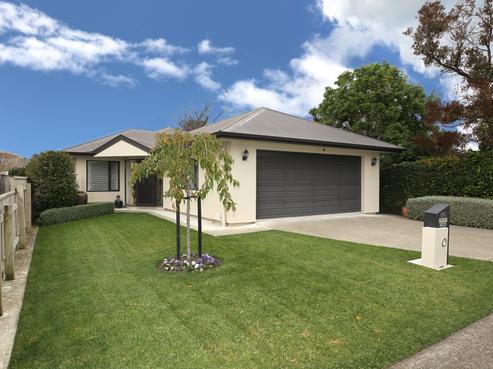 807 Fitzroy Avenue, Mahora