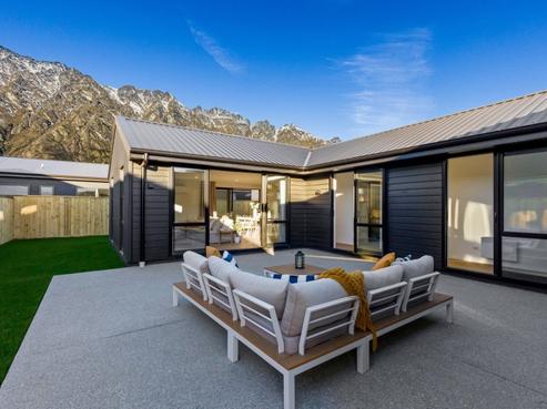 65 Howden Drive, Jacks Point