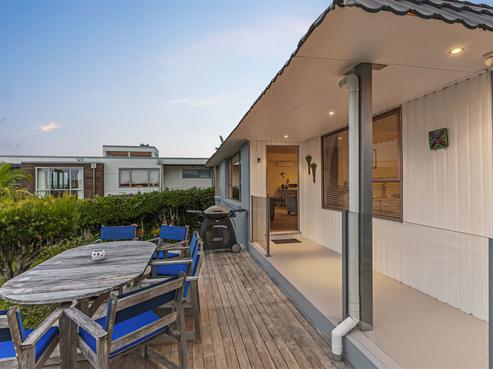 3/4 Marama Street, Castor Bay