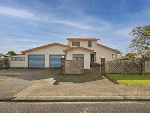 35 Whitby Avenue, Whitianga