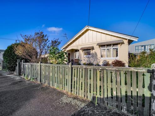 24 Regent Street, Hawera