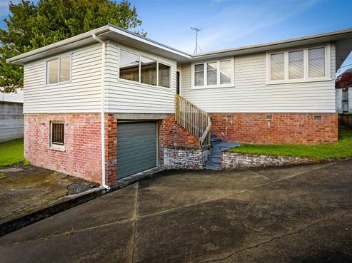 22 Paton Avenue, Te Atatu South