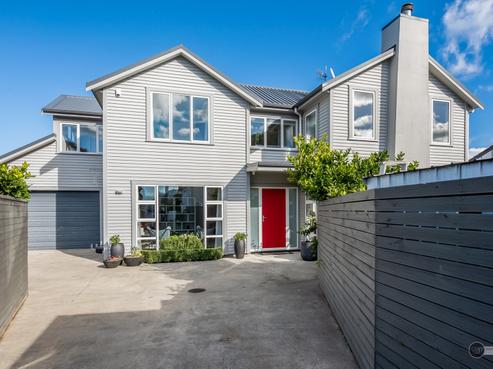 16A Graham Street, Petone