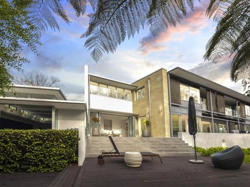 8 Saint Barnabas Lane, Fendalton