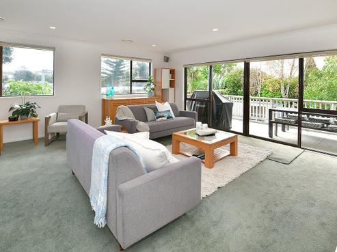 98 The Circle, Manly