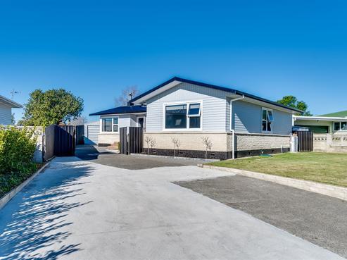 59 Clarence Cox Crescent, Pirimai