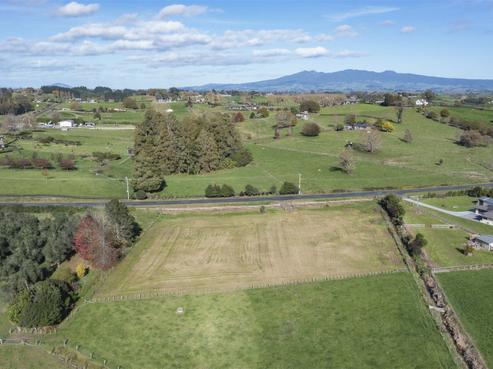 225 Koromatua Road, Temple View