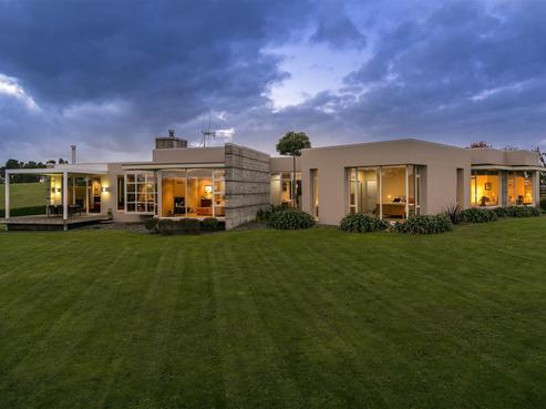 1/158 Gillard Road, Ngahinapouri
