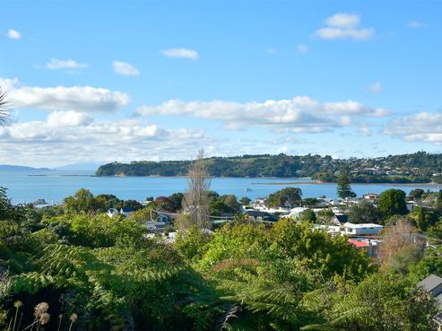 4 Polkinghorne Drive, Manly