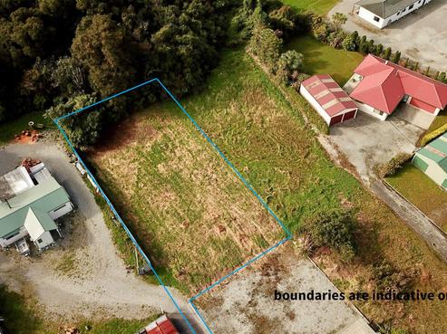 23 Pauareka Road, Haast