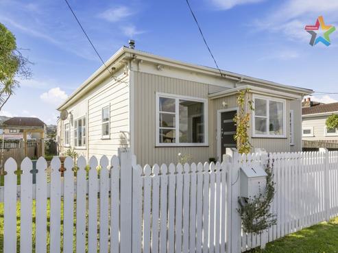 1 Central Terrace, Alicetown
